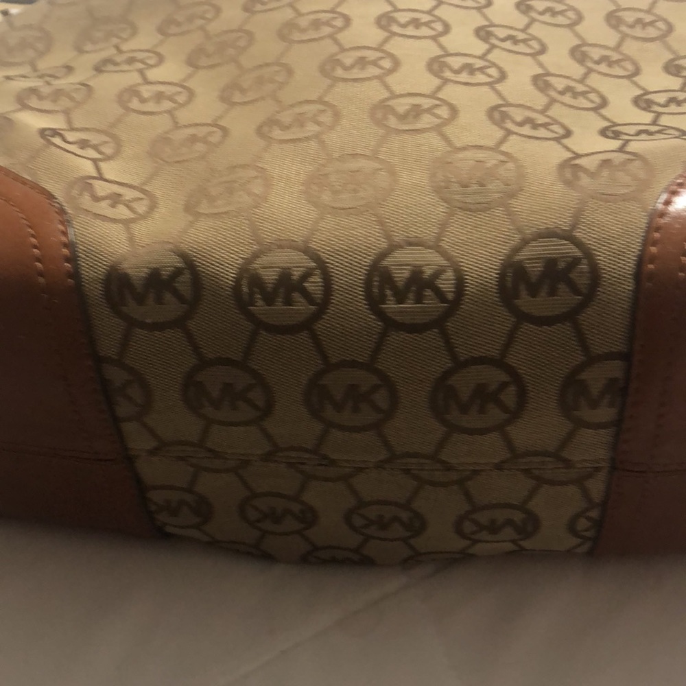 Michael Kors - Picture 5 of 7